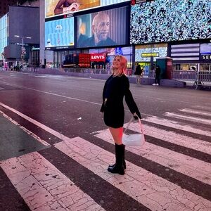 Meet your Posher, Billie